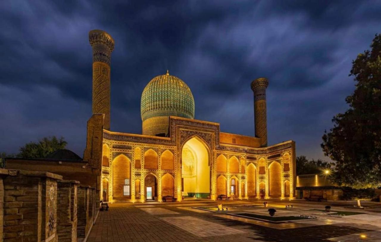 Samarkand Travel Luaran gambar